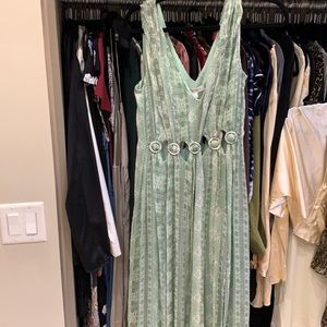 Maxi dress, mint color green, midi out